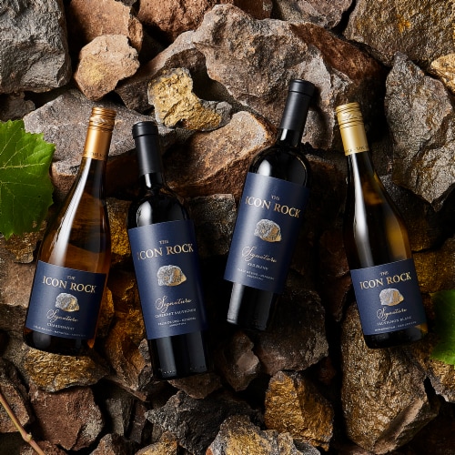 The Icon Rock Signature Sauvignon Blanc New Zealand White Wine Perspective: left