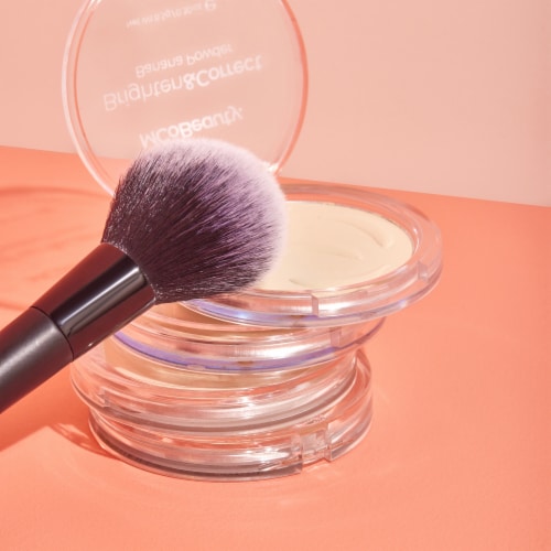 MCoBeauty Banana Setting Powder Pressed Powder Brighten + Correct Matte Finish – Universal Shade Perspective: left