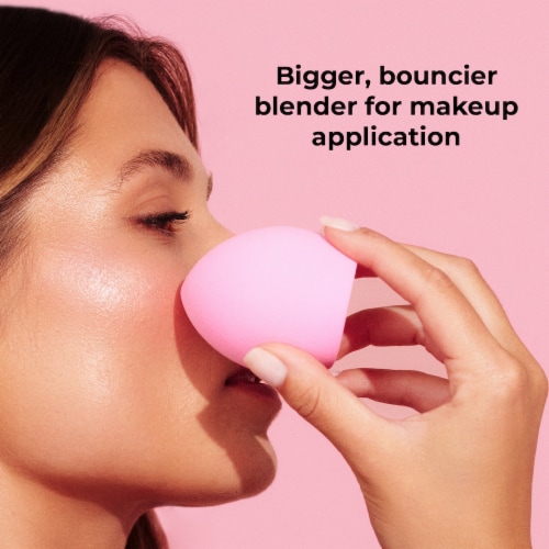 MCoBeauty Jumbo Beauty Blender Perspective: left