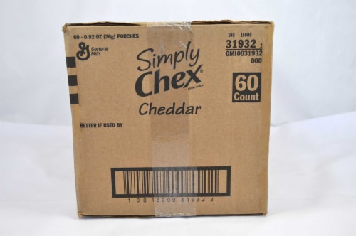 General Mills Simply Chex Cheddar Pieces Cereal Cups Perspective: left