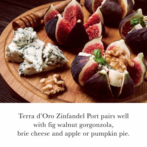 Terra D'Oro Zinfandel Port California Red Wine Perspective: right