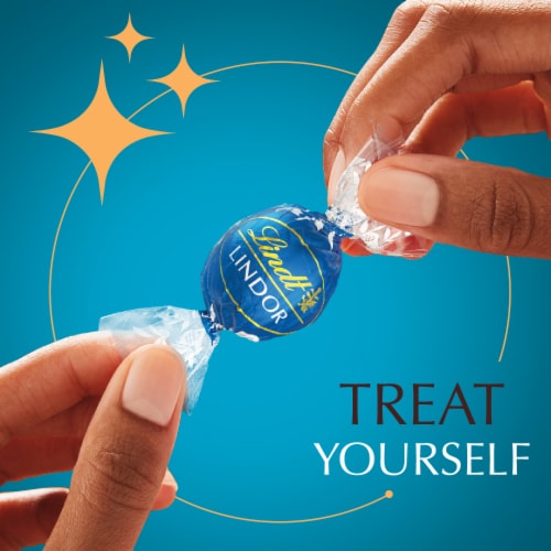 Lindt LINDOR Sea Salt Milk Chocolate Candy Truffles Bag Perspective: right