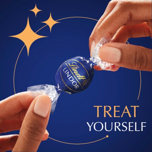 Lindt LINDOR Dark Chocolate Candy Truffles Perspective: right