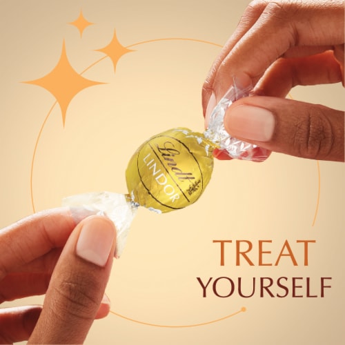 Lindt LINDOR White Chocolate Candy Truffles Bag Perspective: right