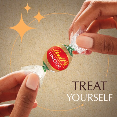 Lindt LINDOR Non-Dairy Oatmilk Chocolate Candy Truffles Bag Perspective: right