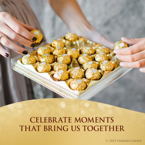 Grand Ferrero Rocher, Premium Gourmet Milk Chocolate Hazelnut, Chocolate for Gifting Perspective: right