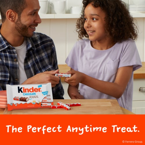 Kinder Chocolate, 20 Bars, Milk Chocolate Bar with Creamy Milky Filling, Individually Wrapped Candy Perspective: right