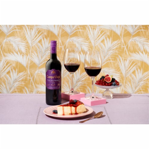 Campo Viejo the Red Blend Spanish Wine Perspective: right