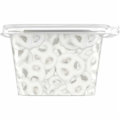 Kroger® Natural Leaf Yogurt Flavored Covered Pretzels Perspective: right