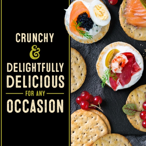 Private Selection® Toasted Sesame Water Crisp Crackers Perspective: right