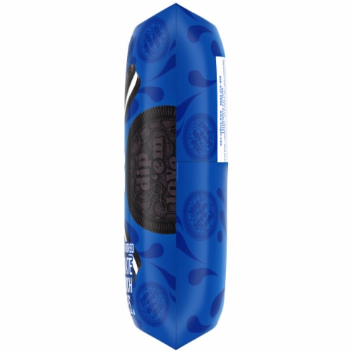 Kroger® Kaleidos Original Double Filled Chocolate Sandwich Cookies Perspective: right