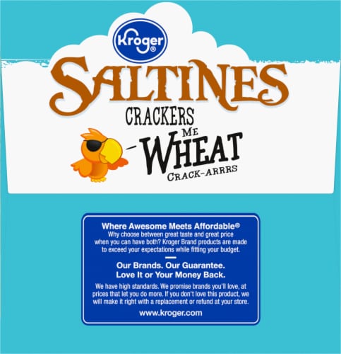 Kroger® Wheat Saltines Crackers Perspective: right