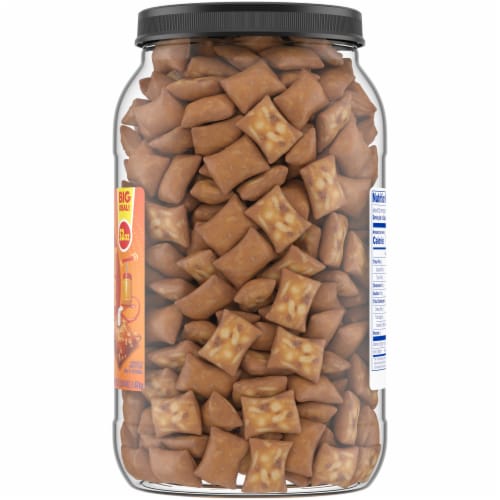Kroger® Peanut Butter Filled Pretzels Perspective: right