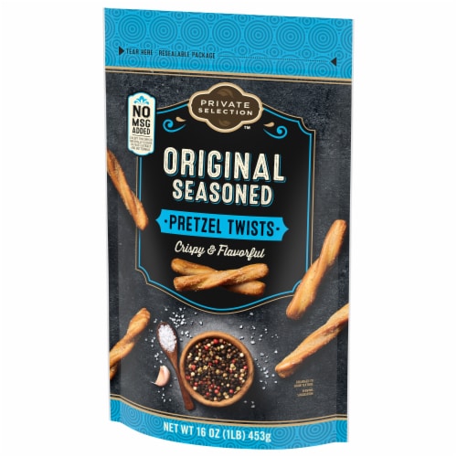 Private Selection® Original Seasoned Pretzel Twists Perspective: right