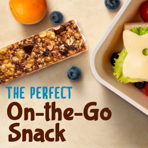 Kroger® Sweet & Salty Pretzel Cookie Crunch Chewy Granola Bars Perspective: right