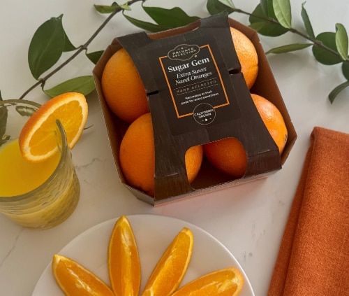 Private Selection® Sugar Gem Extra Sweet Navel Oranges Perspective: right