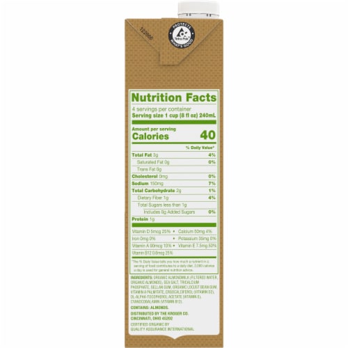 Simple Truth Organic™ Dairy Free Organic Shelf Stable Unsweetened Almond Milk Quart Perspective: right