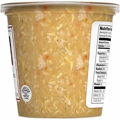 Fresh Foods Market Classic Chicken Noodle Soup Perspective: right