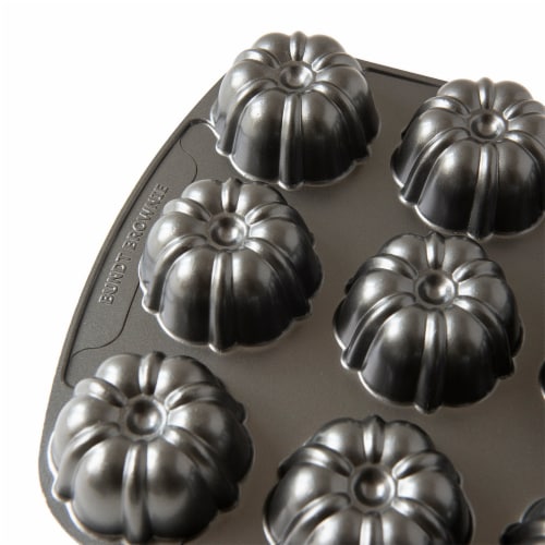 Nordic Ware Bundt Brownie Pan 1 ct Smith s Food and Drug