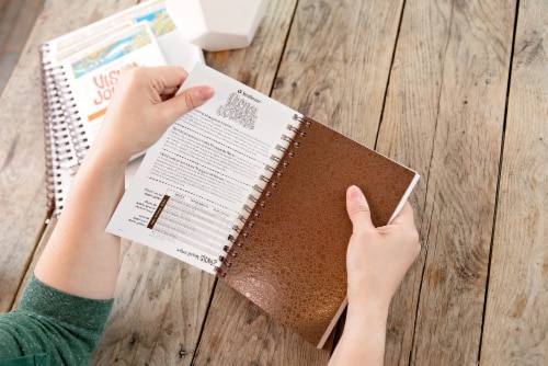 Strathmore® Mixed Media Visual Journal Perspective: right