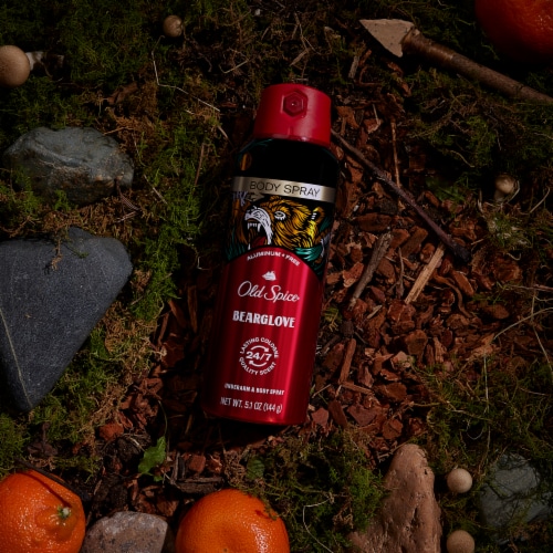 Old Spice Wild Collection Bearglove Body Spray Perspective: right