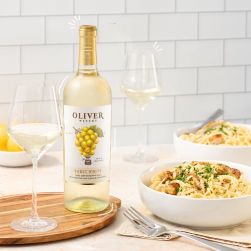 Oliver Winery Sweet White Wine Perspective: right