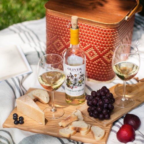 Oliver Winery Camelot Mead Honey Wine Perspective: right