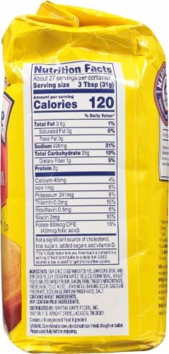 Martha White® Yellow Corn Meal Mix Perspective: right