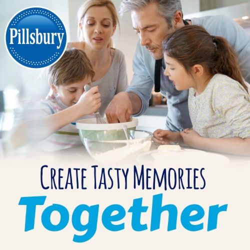 Pillsbury Hot Roll Baking Mix Perspective: right