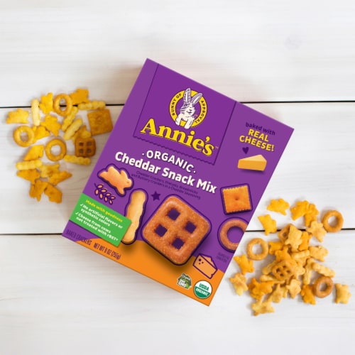 Annie's™ Organic Assorted Crackers and Pretzels Cheddar Snack Mix Perspective: right