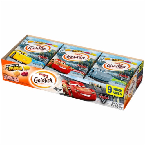 Goldfish Cars Baked Snack Cheddar Crackers Multipack Special Edition Perspective: right