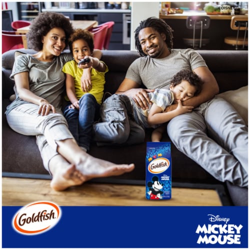 Goldfish® Special Edition Disney Mickey Mouse Cheddar Baked Snack Crackers Perspective: right