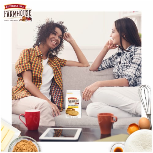 Pepperidge Farm Farmhouse® Thin & Crispy Butter Crisp Cookies Perspective: right