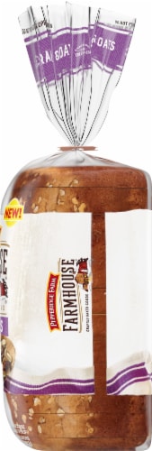 Pepperidge Farm Farmhouse Raisin & Oats Breakfast Bread Perspective: right