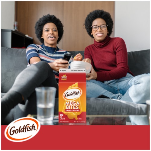 Goldfish® Mega Bites Sharp Cheddar Baked Snack Crackers Perspective: right