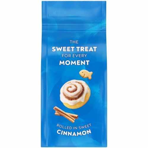 Goldfish® Grahams Cinnamon Roll Baked Graham Crackers Perspective: right