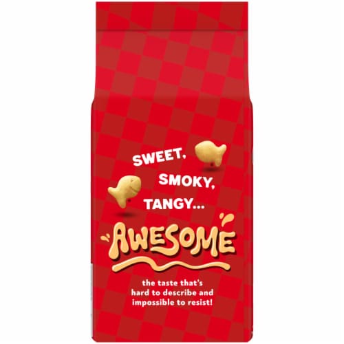 Goldfish Awesome Sauce Flavored Crackers Perspective: right