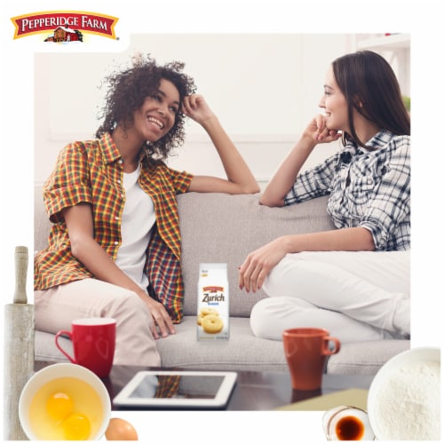 Pepperidge Farm® Sweet & Simple Zurich® Sugar Cookies Perspective: right