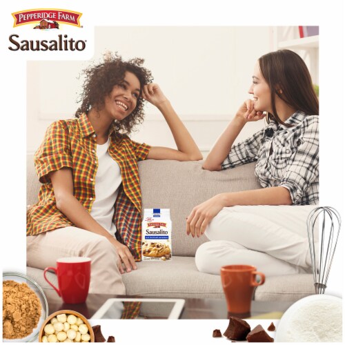 Pepperidge Farm Sausalito Crispy Milk Chocolate Macadamia Nut Cookies Perspective: right