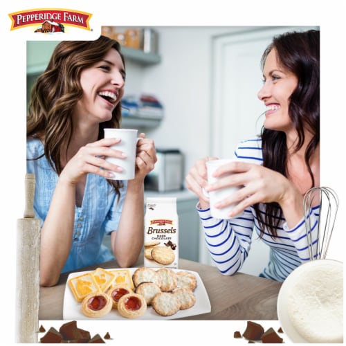 Pepperidge Farm® Brussels® Dark Chocolate Sandwich Cookies Perspective: right