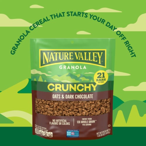 Nature Valley® Oats and Dark Chocolate Crunchy Granola Perspective: right