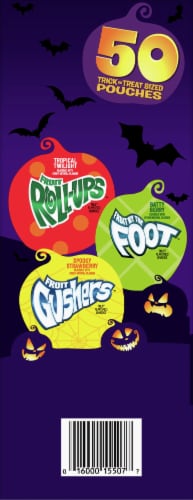 General Mills Halloween Fruit Snacks Variety Pack Perspective: right