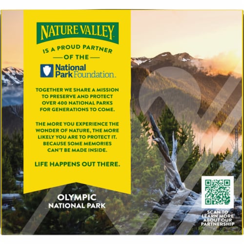 Nature Valley Sweet & Salty Nut Cashew Granola bars Perspective: right