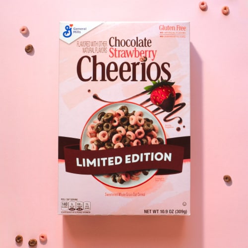 General Mills Chocolate Strawberry Cheerios Family Size Cereal Perspective: right