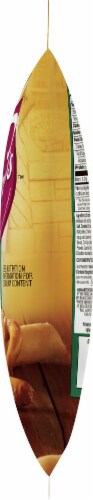 Gardetto's Reduced Fat Original Recipe Snack Mix Perspective: right