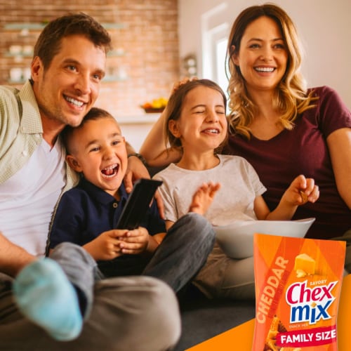Chex Mix Cheddar Savory Family Size Snack Mix Perspective: right