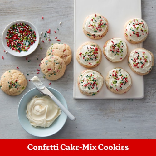 Betty Crocker Favorites Super Moist White Cake Mix Perspective: right