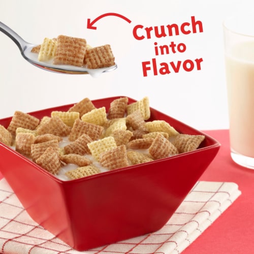 General Mills Cinnamon Chex Giant Size Cereal Perspective: right
