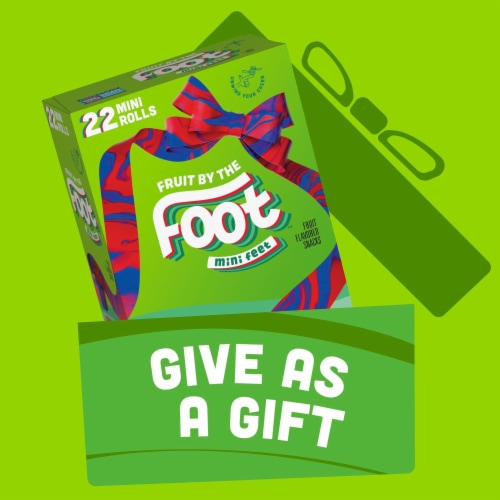 Fruit By The Foot Mini Feet Berry Tie-Dye Fruit Flavored Snacks Holiday Pack Perspective: right