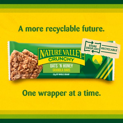 Nature Valley Whole Grain Oats 'n Honey Crunchy Granola Bars Bulk Lunch Box Snacks Perspective: right